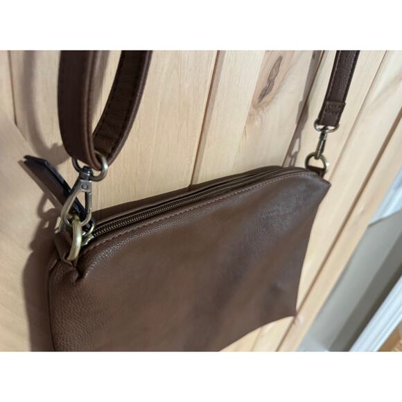 Joy Susan | Brown Vegan Leather Cross Body Purse - Picture 3 of 11